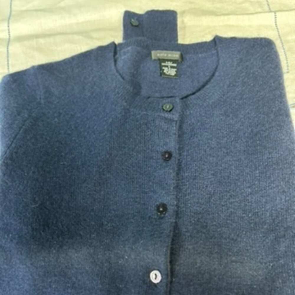 GORGEOUS and so soft!!! Cashmere Navy cardigan sweater -like new - Size Large